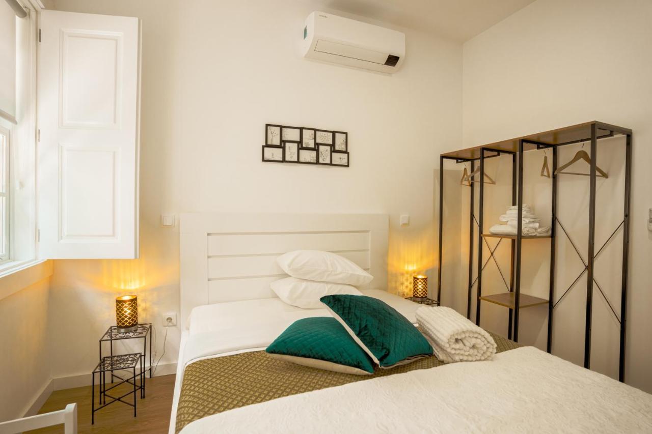 5 De Outubro Apartment *
